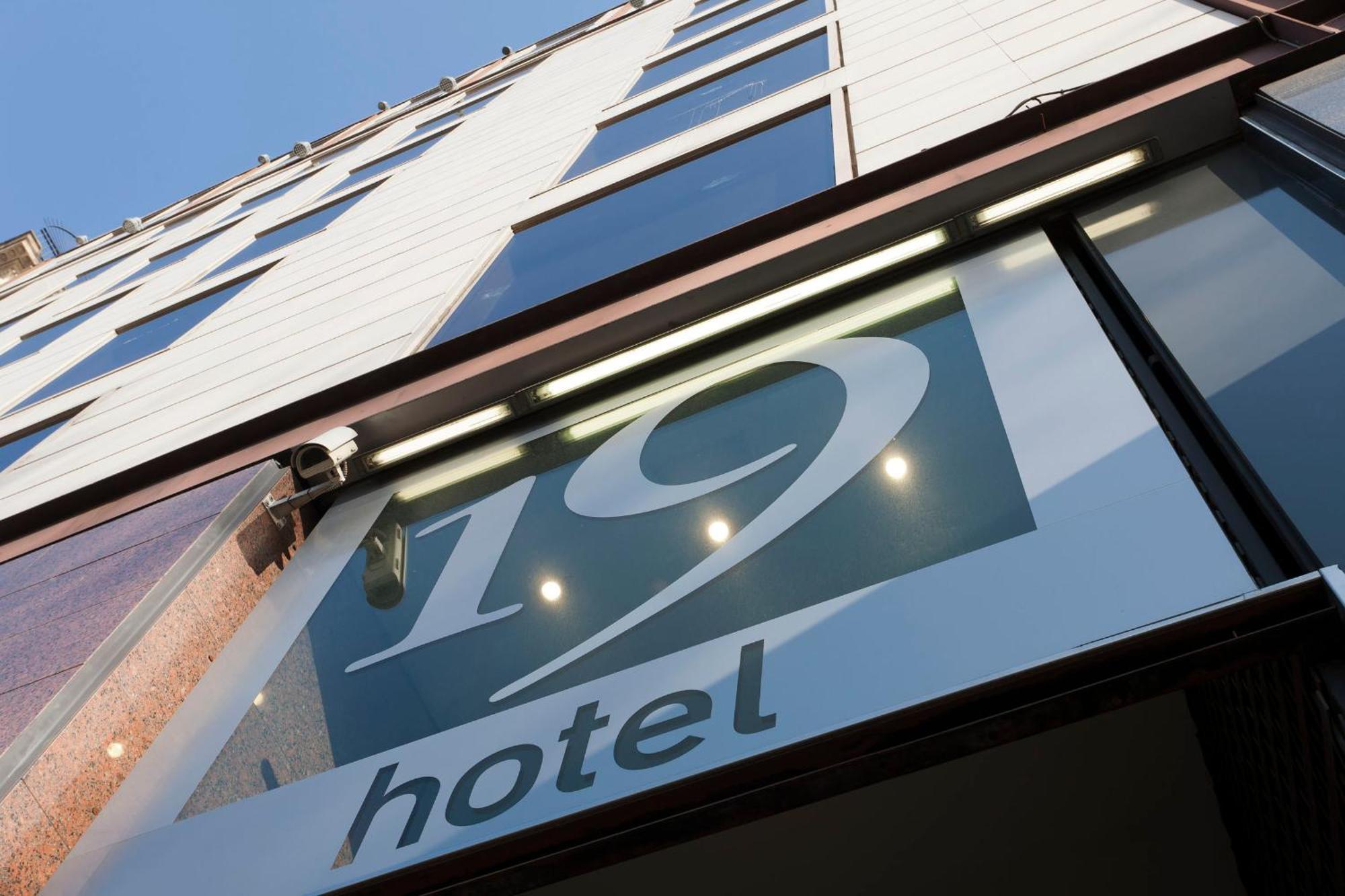 Olivia Plaza Hotel Barcelona Bagian luar foto